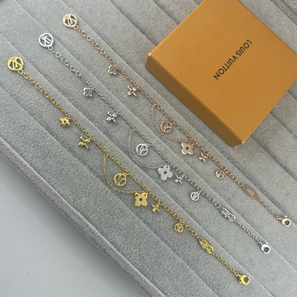 [Eterna Jewels]SMOOTH MULTI FLOWER BRACELET