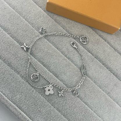 [Eterna Jewels]SMOOTH MULTI FLOWER BRACELET