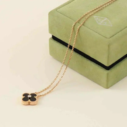 [Eterna Jewels]CLOVER 15MM DIAMOND ONYX NECKLACE