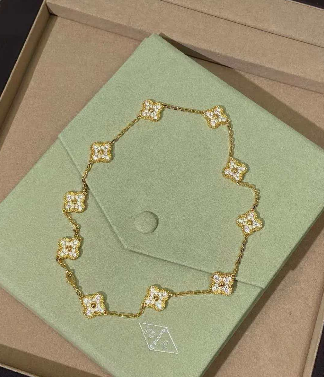 [Eterna Jewels Jewelry]CLOVER 10 MOTIFS  Gold Diamond  NECKLACE