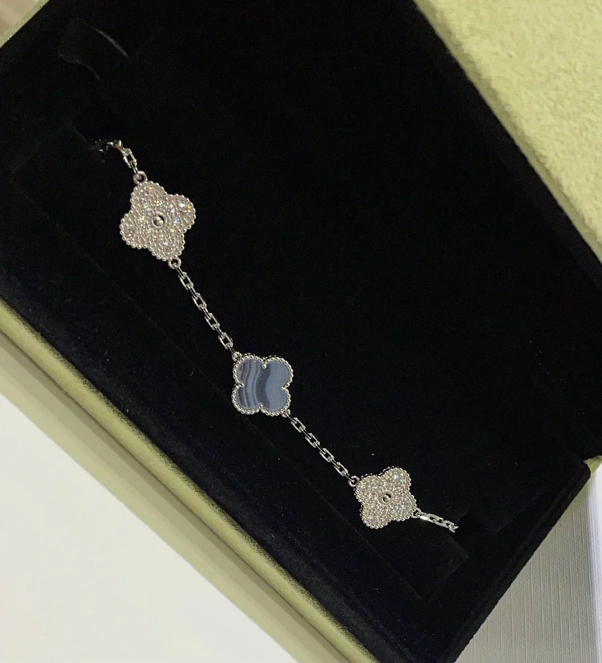 [Eterna Jewels] CLOVER 5 MOTIF PURPLE CHALCEDONY BRACELET COLLECTION